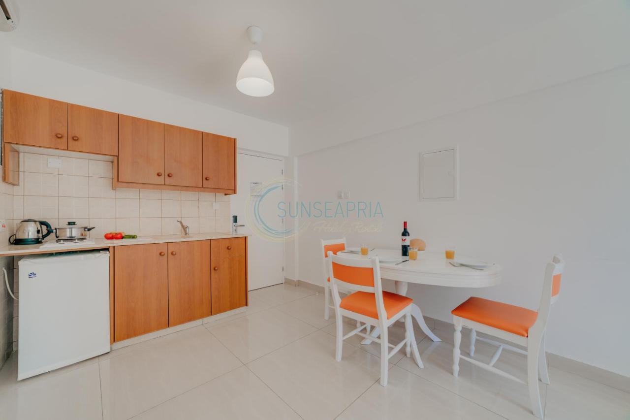 Christos Napa Apartments Ayía Nápa Extérieur photo