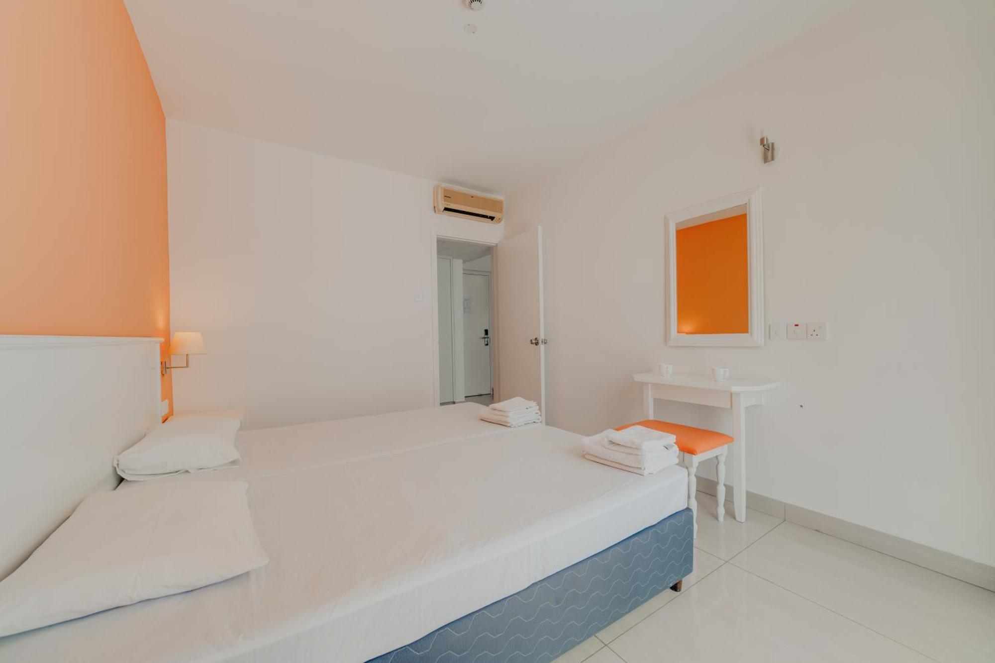 Christos Napa Apartments Ayía Nápa Extérieur photo